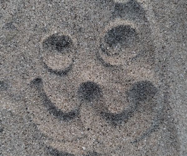 :3 drawn in sand